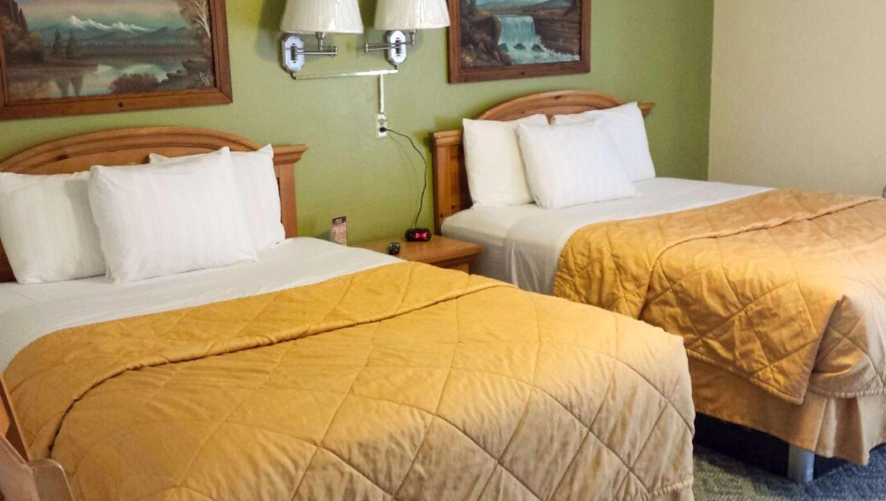 Western Motel Hardin Екстериор снимка